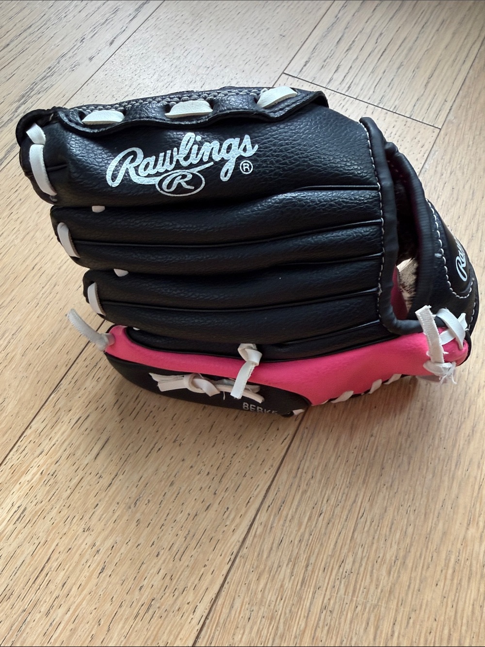 Rawlings Black and Pink Youth Leather Baseball Glove